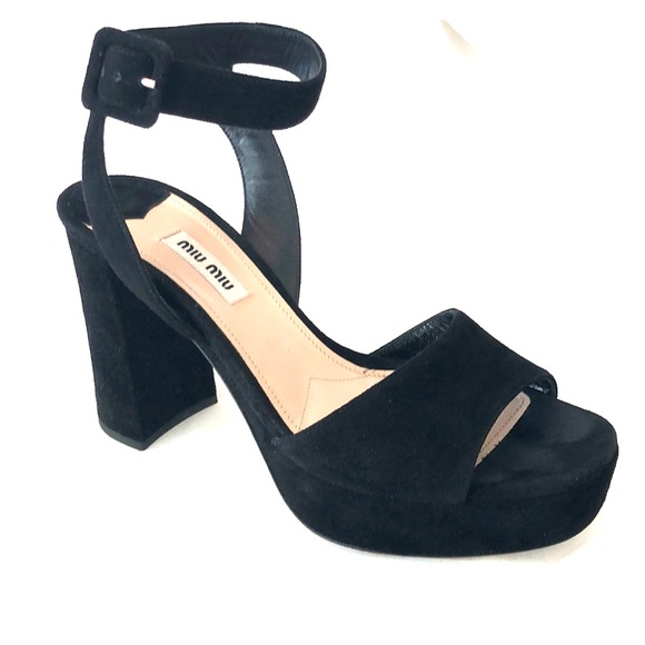 miu miu velvet heels